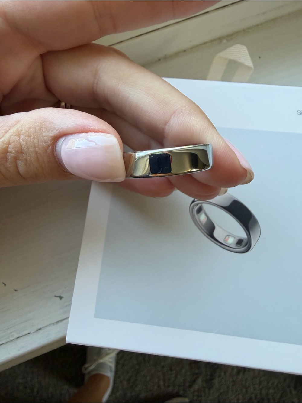 Oura Ring 5 Silver - Size 10 - Picture 2 of 4